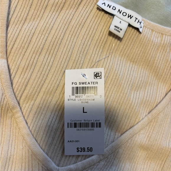 Macy’s Long sleeve Ribbed Bodysuit - Picture 4 of 5